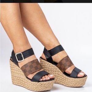 Mks shoes, checkers wedge, black, size 9.